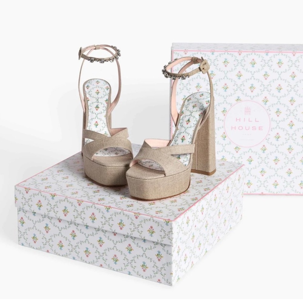 NWT, BOX & SHOE BAGS HHH Party Platform in Sand Linen 36.5